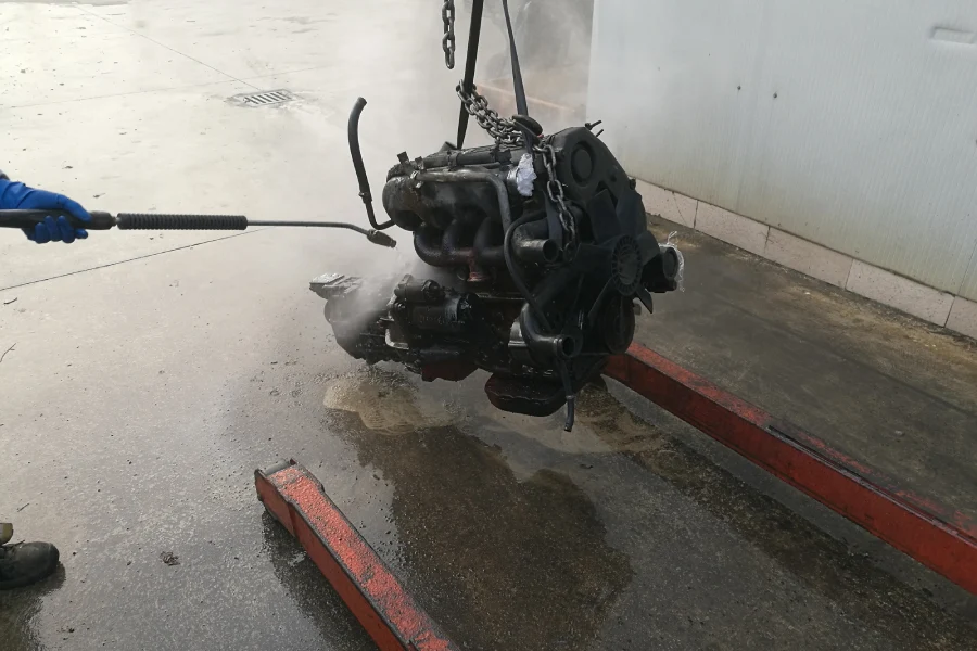 How Engine Cleaning Helps Detect Hidden Maintenance Issues Desert Hot Springs, CA